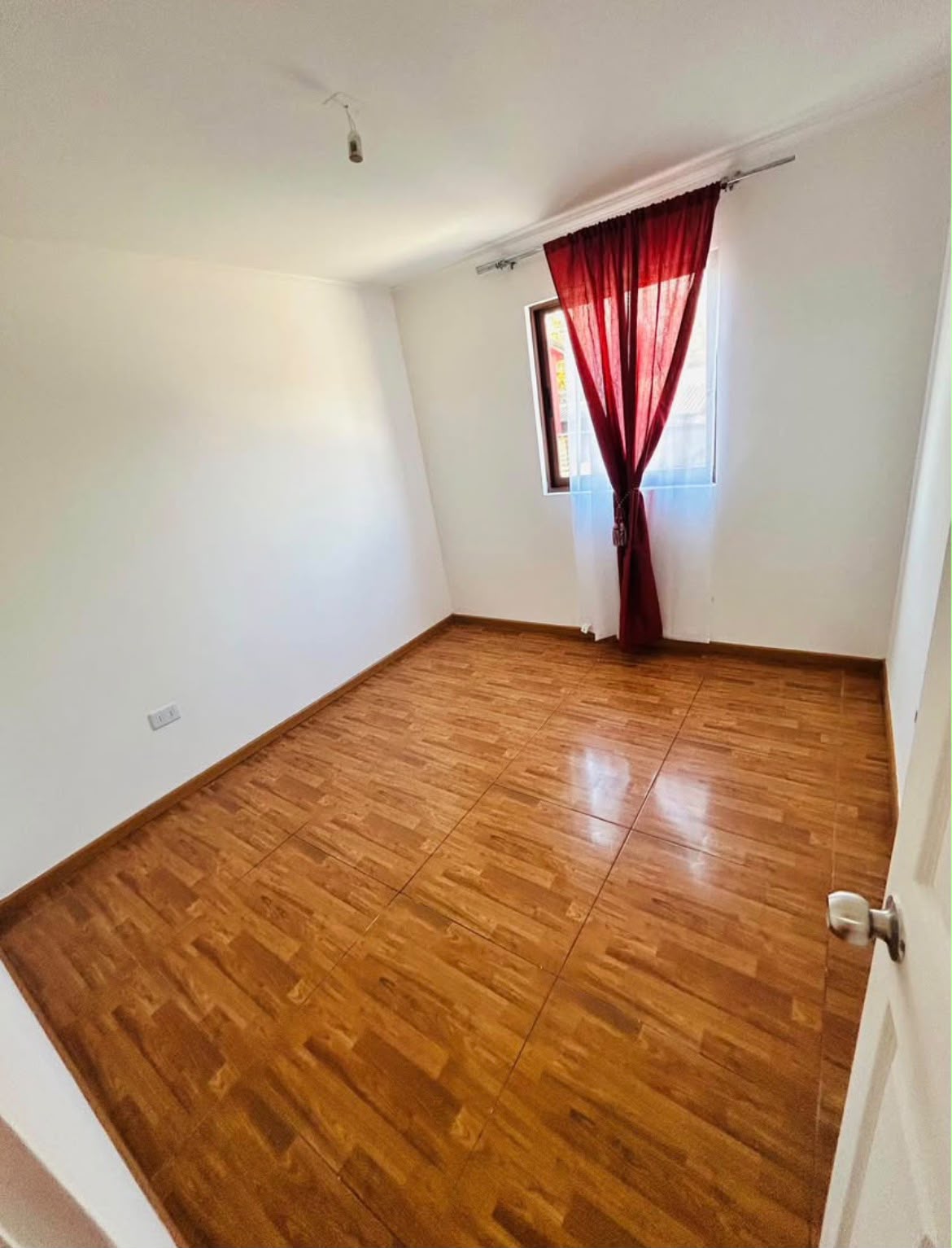 Departamento moderno segundo piso con jardín en Conchalí (Luis Cruz Martínez)